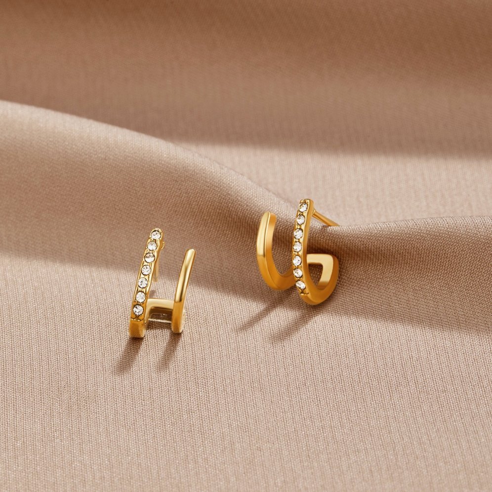 18K Gold & Crystal Claw Earrings - Harry & Olivia Birmingham