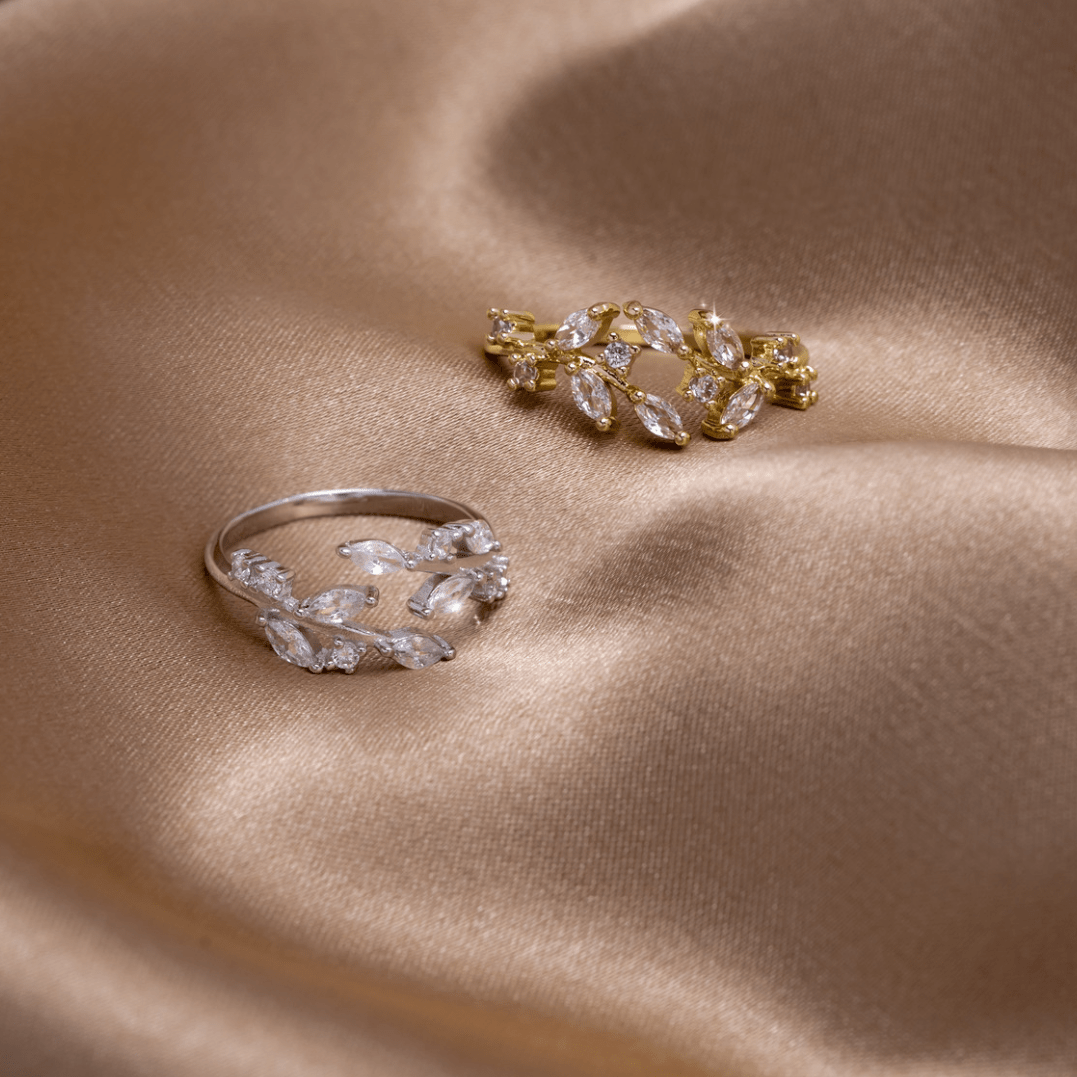18K Gold Crystal Vine Ring - Harry & Olivia Birmingham