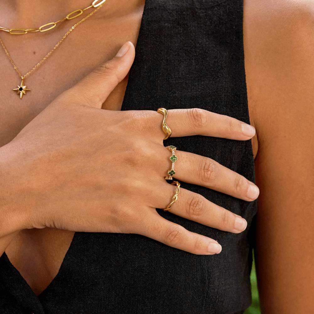 18K Gold Wave Ring - Harry & Olivia Birmingham