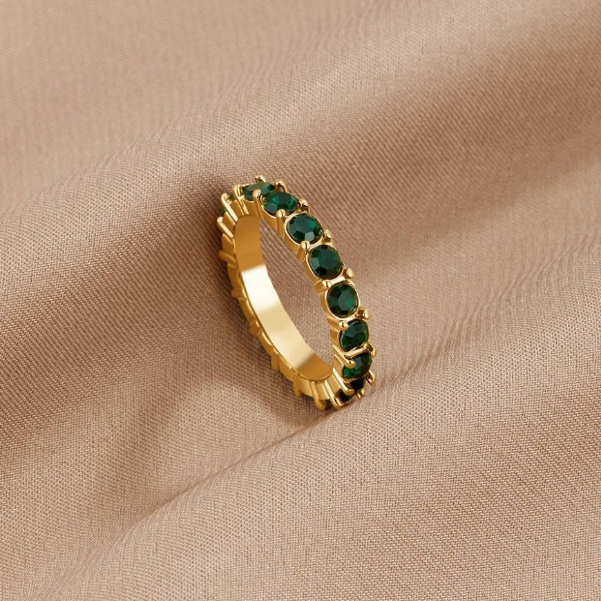 Emerald Beauty 18K Crystal Ring - Harry & Olivia Birmingham