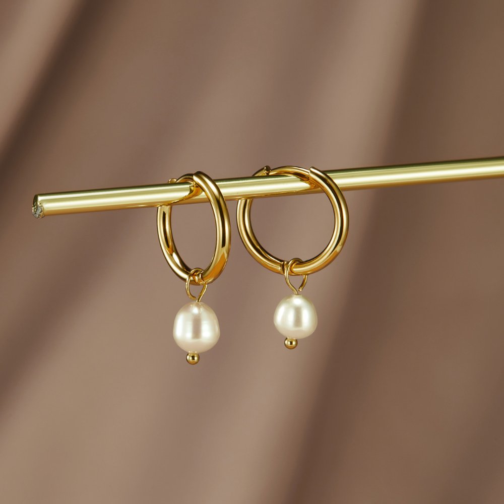 Freshwater Pearl Bella Hoop Earrings - Harry & Olivia Birmingham