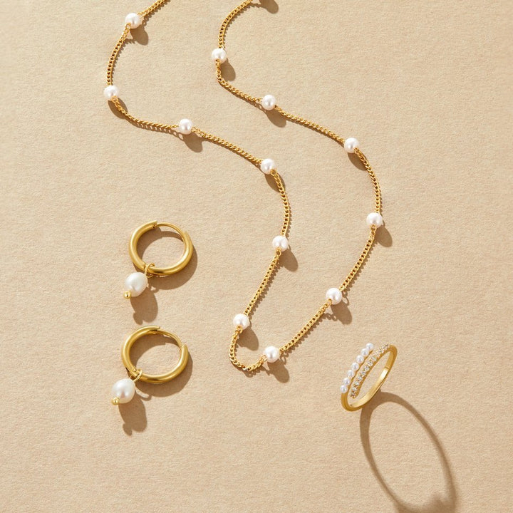 Freshwater Pearl Bella Hoop Earrings - Harry & Olivia Birmingham