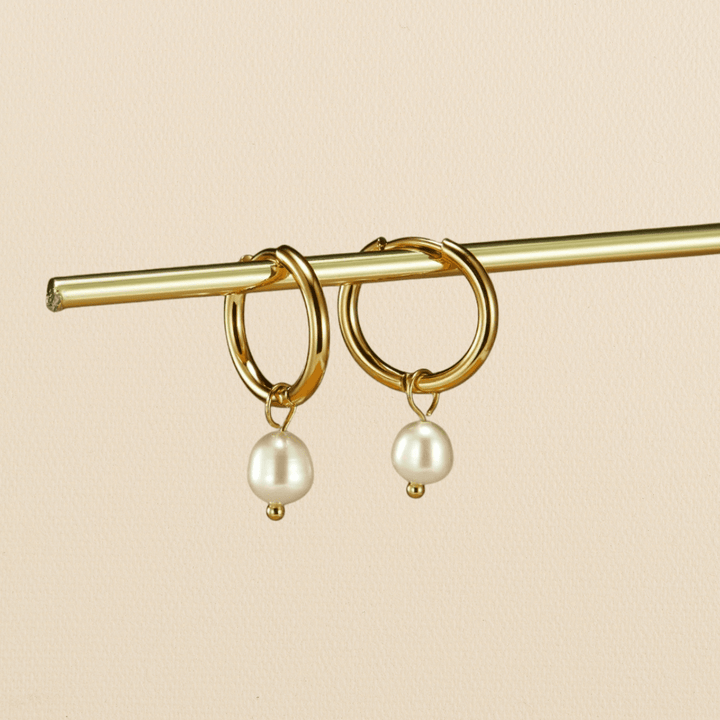 Freshwater Pearl Bella Hoop Earrings - Harry & Olivia Birmingham