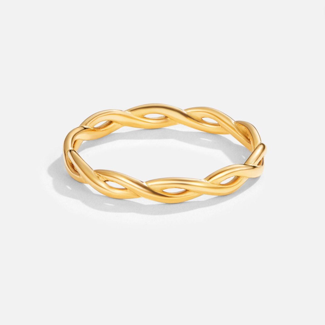 Infinity 18K Gold Twist Ring - Harry & Olivia Birmingham