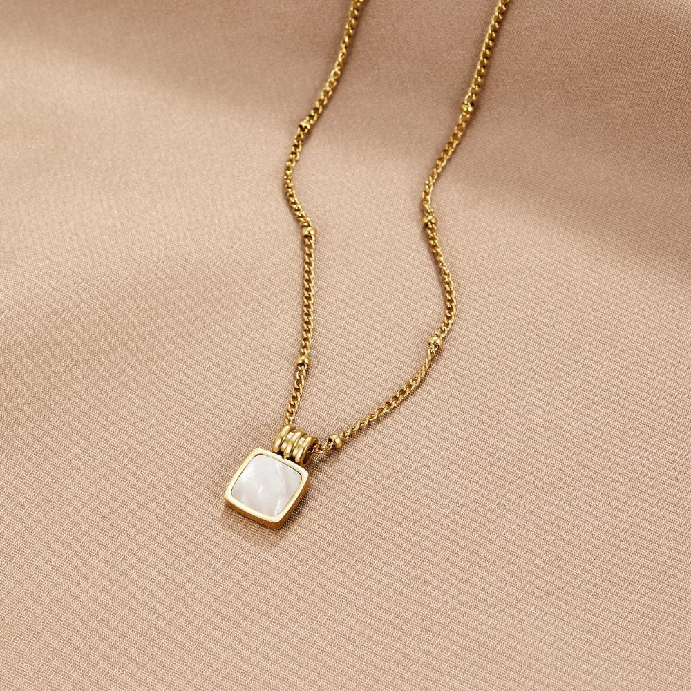 Lucia White Shell Pendant Necklace - Harry & Olivia Birmingham
