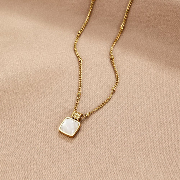 Lucia White Shell Pendant Necklace - Harry & Olivia Birmingham