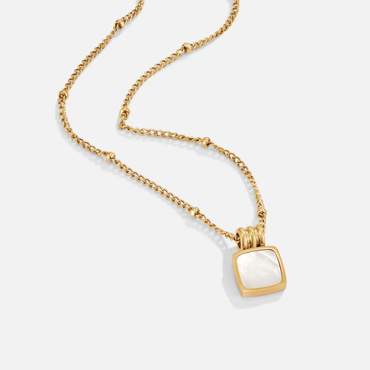 Lucia White Shell Pendant Necklace - Harry & Olivia Birmingham