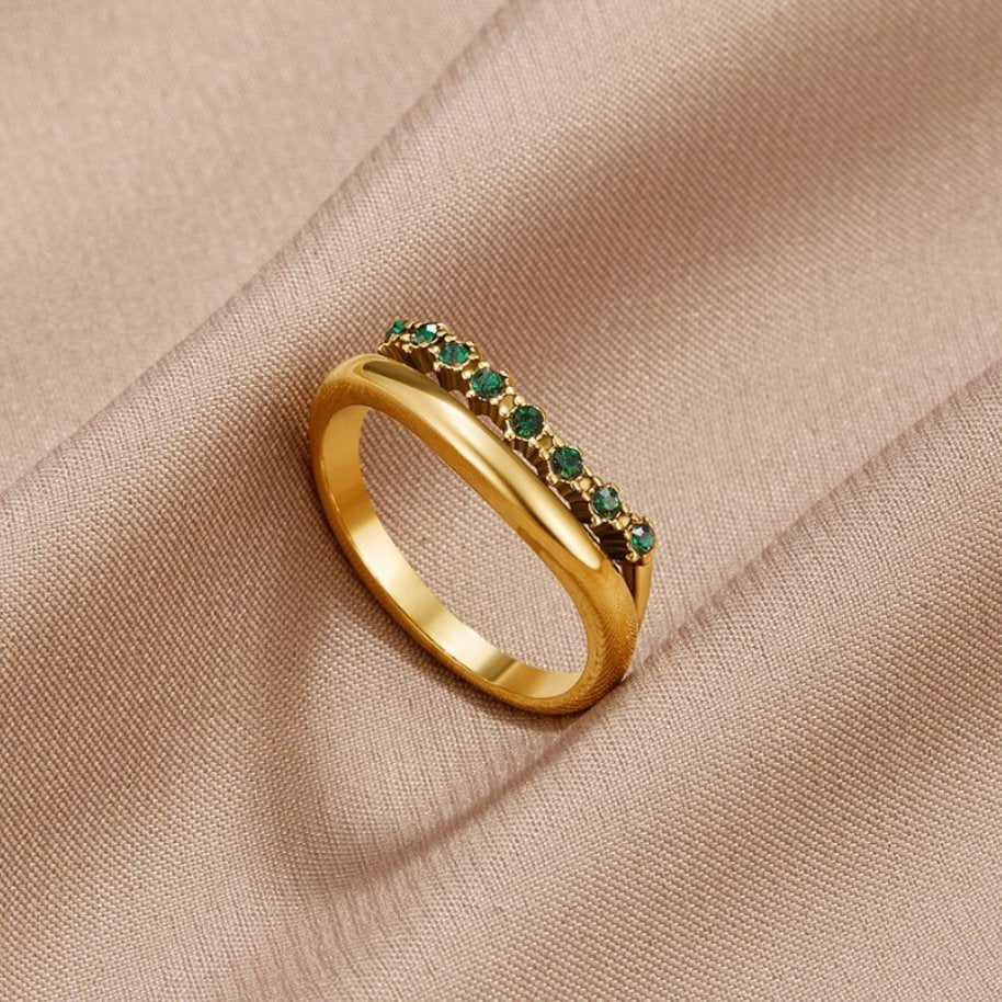 Marissa Emerald Green Layered Ring - Harry & Olivia Birmingham