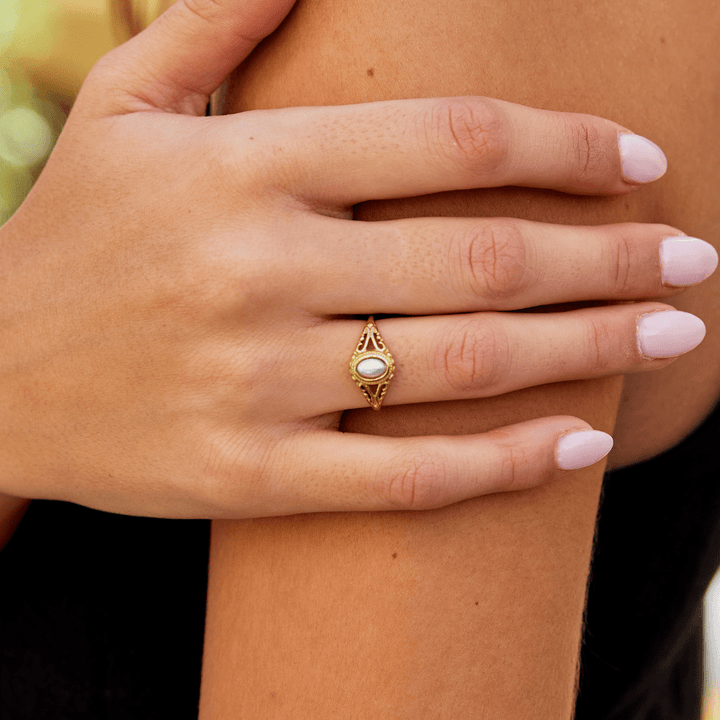 Vintage Royal Pearl Ring - Harry & Olivia Birmingham